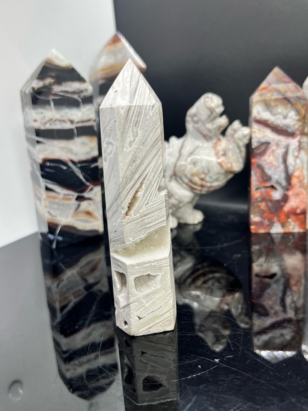 White Mexican Crazy Lace Agate Tower